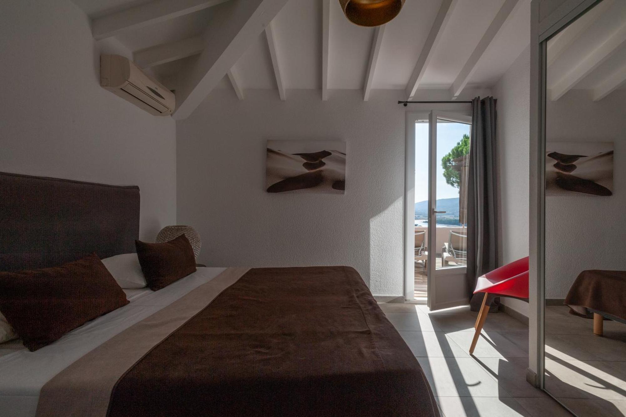 Appartement Marina Di Santa Giulia Πόρτο Βέκιο Εξωτερικό φωτογραφία